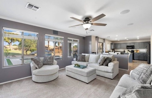 Villages At Queen Creek House | Queen Creek Golf Course Oasis W/Heated Pool