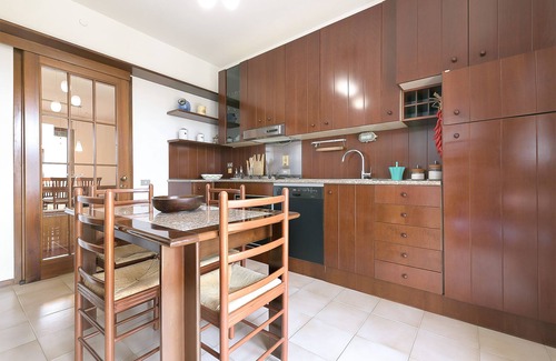 Favaro Veneto Apartment | Queen Home Paola - Three Bedroom Apartment, Sleeps 7