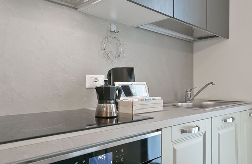 Tessera Apartment | QUEEN HOME VENICE FLY 2