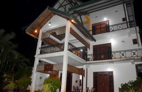New Town House | Queen Inn Anuradhapura