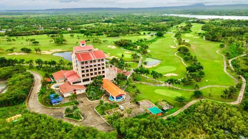 Medellin Resort | Queens Island Golf and Resort