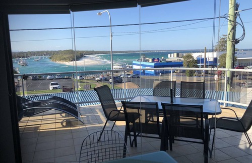 Huskisson Apartment | Quelle Vue HUSKISSON - Means What a View in French - The only place to stay