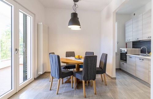 Quercianella Villa | Quercianella Lovely Villa near the Sea W/Parking!