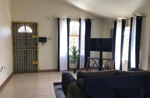 Falmouth House | Quiet 2 bedroom 2 bathroom Home in Falmouth, Jamaica Parish of Trelawny