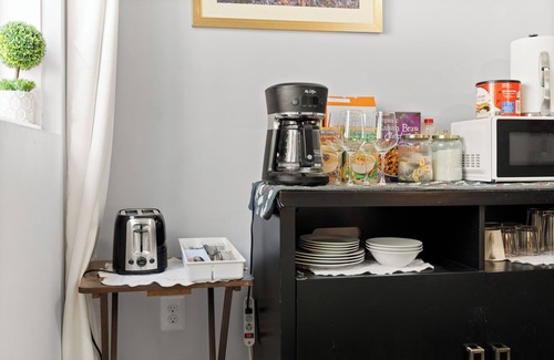Springfield House | Quiet 2BR Basement Suite w/Office, Private Entrance - Near DC & Shops