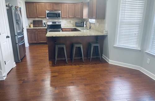 Murfreesboro House | Quiet 4 bedroom villa with tons of space