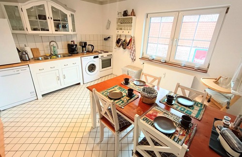 Bleckede Apartment | Quiet 4-star excellence apartment DIANA in the Elb-Urstromtal - almost WLAN