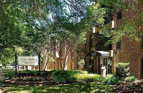 McLean Apartment | Quiet and Cozy unit in Tysons Corner, VA Close to DC