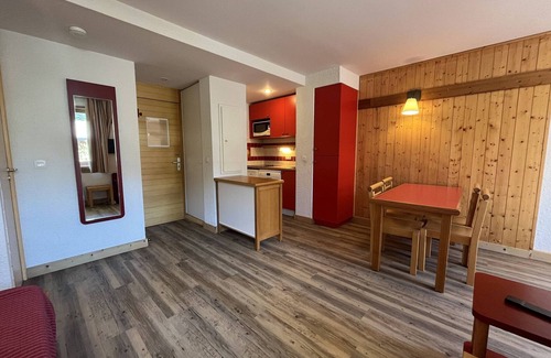 Plagne 1800 Apartment | Quiet apartment with pool, parking, pets allowed - La Plagne 1800