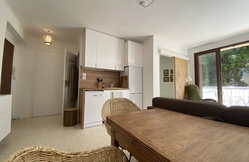 Les Platanes Apartment | Quiet apartment