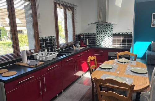 Violaines Apartment | Quiet apartment in the heart of the garden