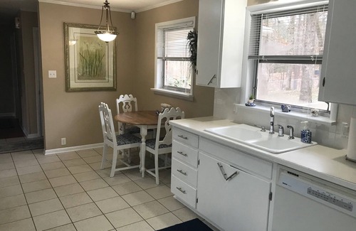 Jones Mills House | Quiet, Charming Lake Front Home with Kayaks, 2 Guest Maximum