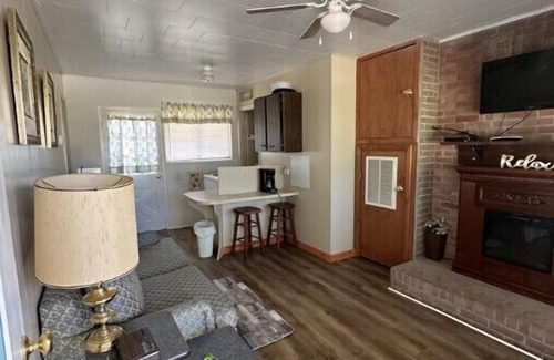 Glouster Cottage | Quiet Cottage located in the heart of Burr Oak State Park - #4