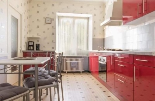 Le Landreau Cottage | Quiet cottage on vineyard, fireplace, wifi, baby equipment, near Nantes