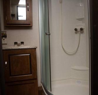 Niceville House | Quiet Cozy Camper