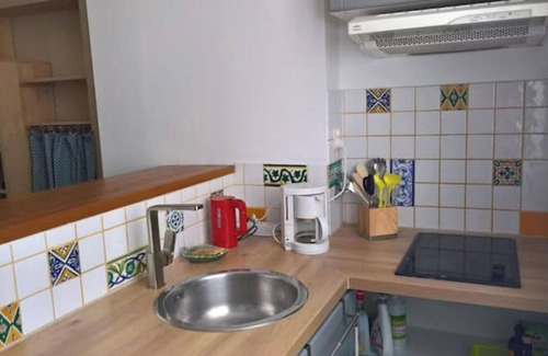 20th Arrondissement Apartment | Quiet, cozy studio in the heart of Paris