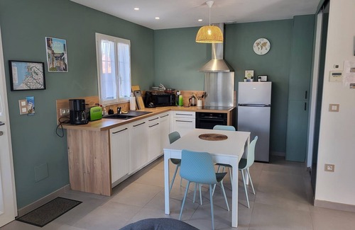 Favieres House | Quiet gîte, close to Baie de somme (3kms). Comfortable and air-conditioned