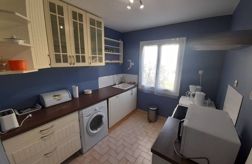 Orsay House | Quiet gite with garden 300 m from Le Guichet rer station