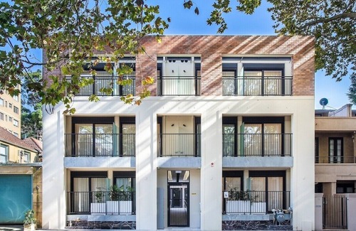 Paddington Apartment | Quiet Ground Floor Studio in Paddington