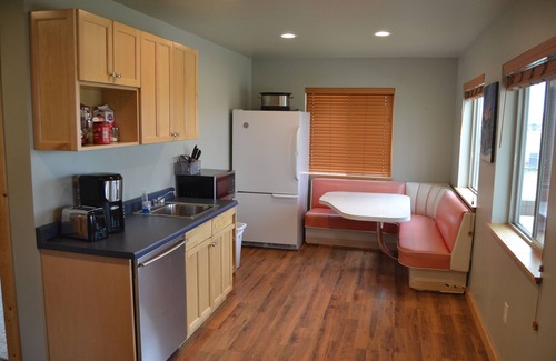 Pinedale House | Quiet Guest House close to Pinedale with Mountain View