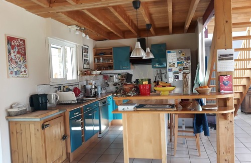Surzur House | Quiet house, 15mn from the sea, paths, garden, Aquagolfe 2 kms