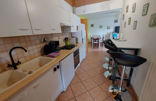Velle-sur-Moselle Cottage | Quiet house, 2 bedrooms, terrace, pets allowed, parking, EV charging