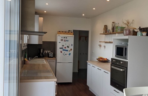 Martignas-Sur-Jalle House | Quiet house 20min from the lake, above-ground pool, 25mn from the ocean, 30mn from Bordeaux