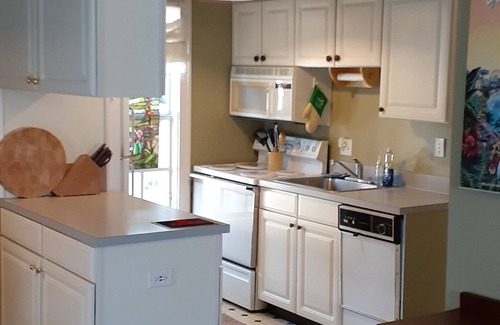 Lake Eola Heights Apartment | Quiet Retreat Downtown Orlando