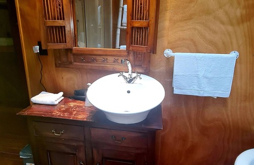 Whakamarama Other | Quiet Rural Retreat with beautiful views and peace and quiet to relax.