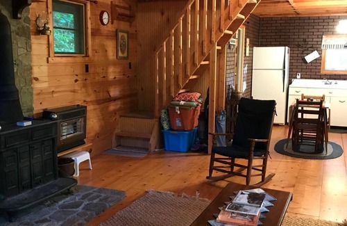 Whittier Cabin | Quiet Rustic Getaway