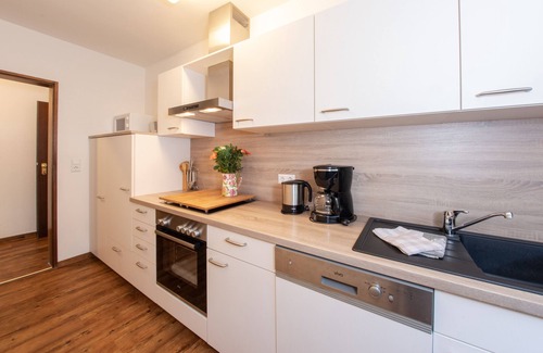 Oberstdorf Apartment | Quiet, sunny location, directly in Oberstdorf, all cable cars can be booked free of charge