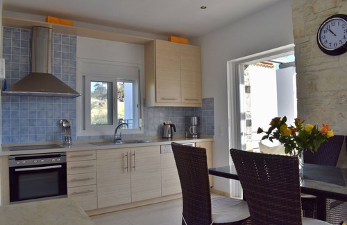 Elounda Villa | Quiet villa, 3 bed 2 bath, close to village, pool & garden, sea & mountain views