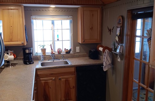 Northfield Cottage | Quiet waterfront 4-season cottage on Sandogardy Pond.