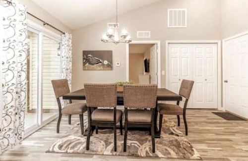 Hamilton House | Quietly nestled home among the Nook