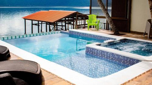 Coatepeque House | Quinta Sunset, Lago de Coatepeque