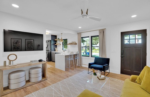 Rosewood House | Quintessential 2-bedroom bungalow in the heart of Shandon in Columbia, SC.