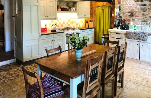 Axbridge House | Quirky, Spacious Old Angel House, Nr Cheddar/Bristol/Bath