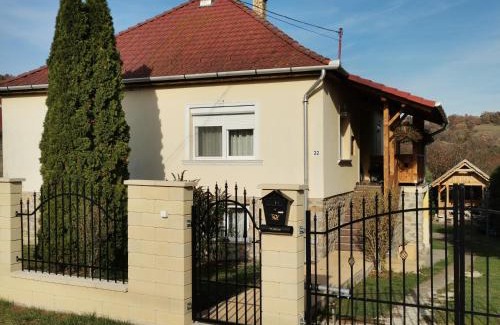 Dedestapolcsany Apartment | Rácz Vendégház