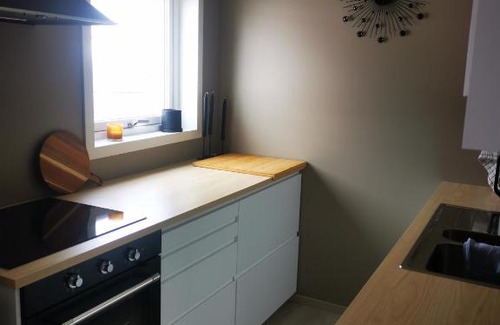 Kongsfjord House | Rødhuset