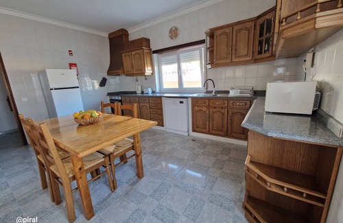 Castelo Branco Villa | R/C de moradia familiar c/entrada independente, espaçosa e ideal para famílias