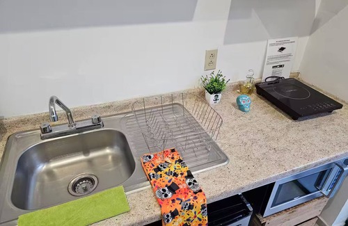 Zapopan House | R1 Acogedor Cuarto en Arboledas entrada independie