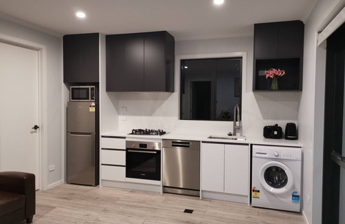Hamilton House | Rabbits Home- Riverside, Separate courtyard, New 1-bedroom