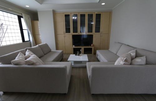 Shikitsuhigashi Apartment | Racine Namba - Vacation STAY 15429
