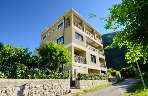 Skaljari Apartment | Radgost Kotor Apartments