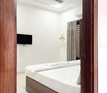 Vrindavan House | Radha Krishna Bhawan, Homestay