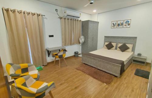 Vrindavan Apartment | Radha Madhavam Hotel Vrindavan near Iskcon temple & Prem mandir