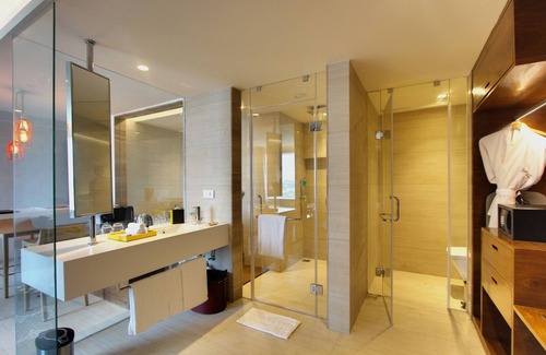 Ulsoor Hotel | Radisson Bengaluru City Center