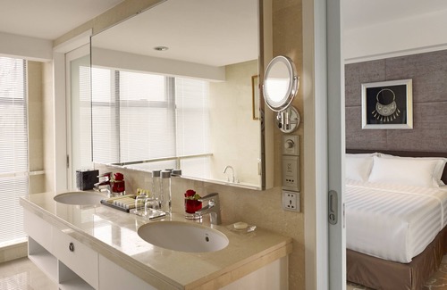 Chengzhong District Hotel | Radisson Blu Hotel Liuzhou