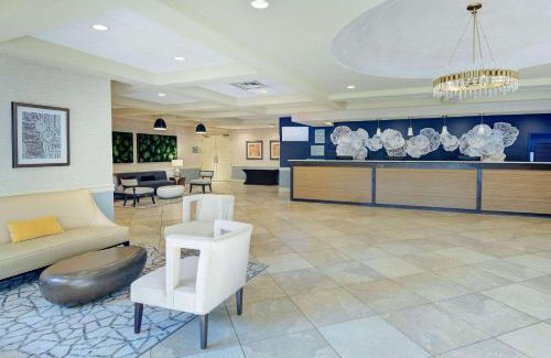 West Freehold Hotel | Radisson Hotel Freehold