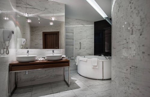 Wola Chorzelowska Hotel | Rado Resort Spa & Wellness